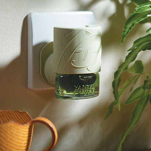 Yankee Candle Electric Scent Plug In Air Freshner Base Unit & Twin